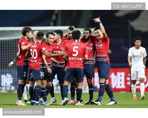 武汉羽毛球队与重庆羽毛球队赛后复盘分析比赛节奏与战术对抗