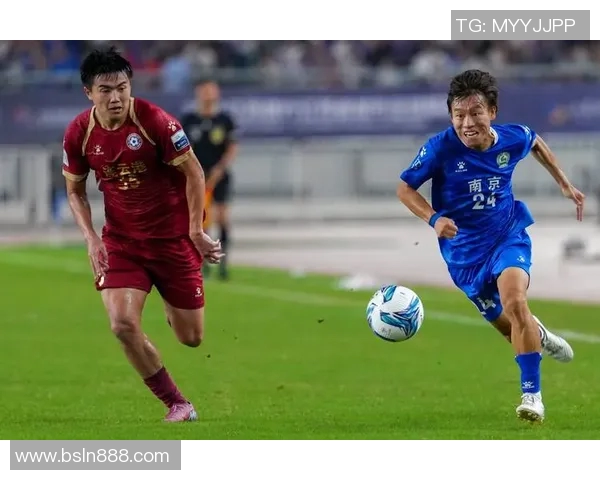 南京足球队在城市联赛中的战术分析与表现评估